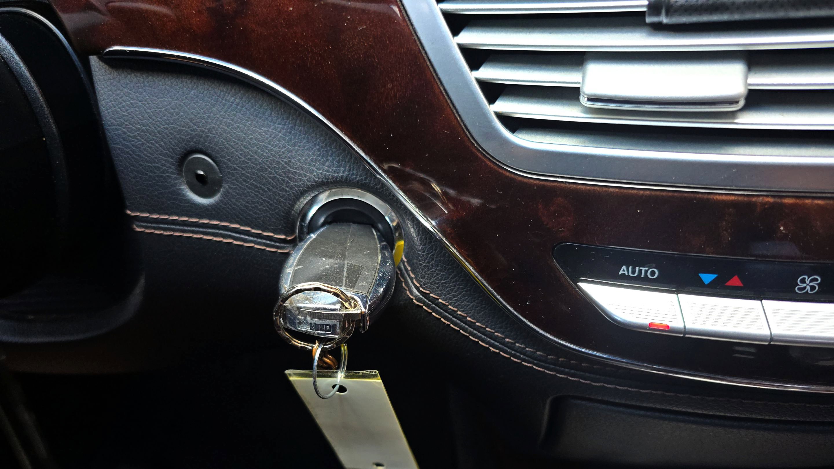 Used 2013 Mercedes-Benz S 63 AMG image 90