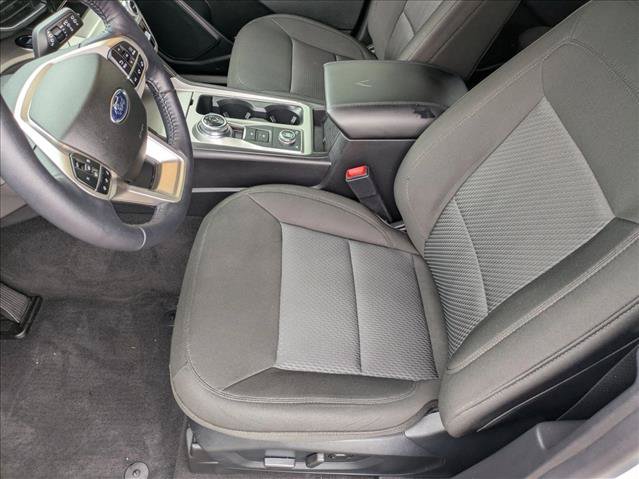 Used 2022 Ford Explorer XLT AWD/4WD image 15