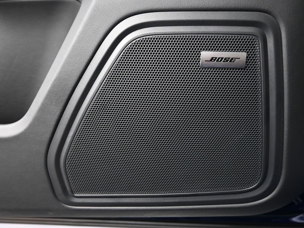 New 2026 Porsche Macan Turbo AWD/4WD image 17
