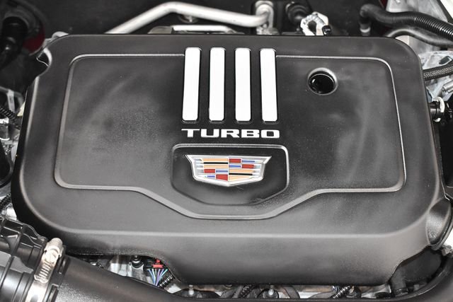 Used 2022 Cadillac XT5 Premium Luxury w/ LPO, Floor Liner Package image 4