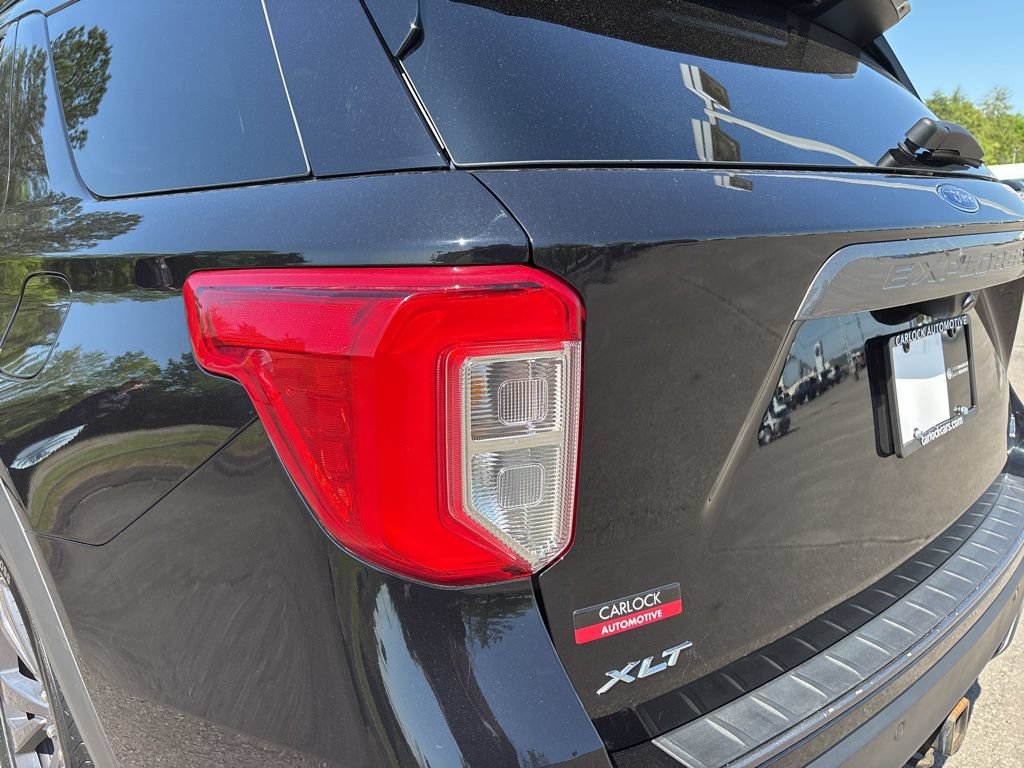 Used 2023 Ford Explorer XLT w/ Equipment Group 202A AWD/4WD image 13