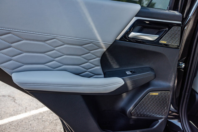 New 2025 Mitsubishi Outlander AWD image 20