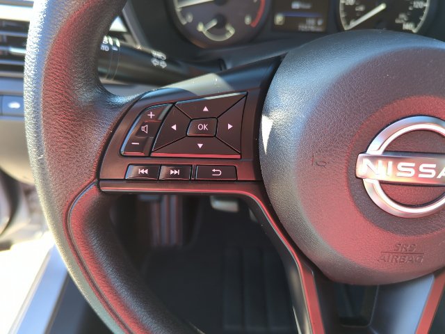 Used 2023 Nissan Altima 2.5 S FWD image 12