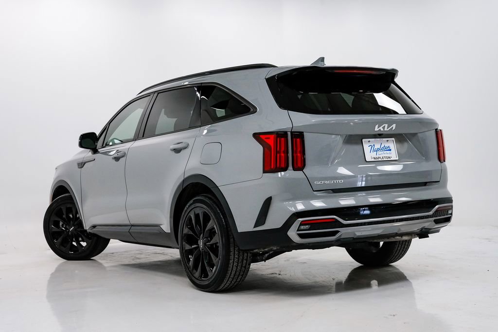 Certified 2023 Kia Sorento SX image 31