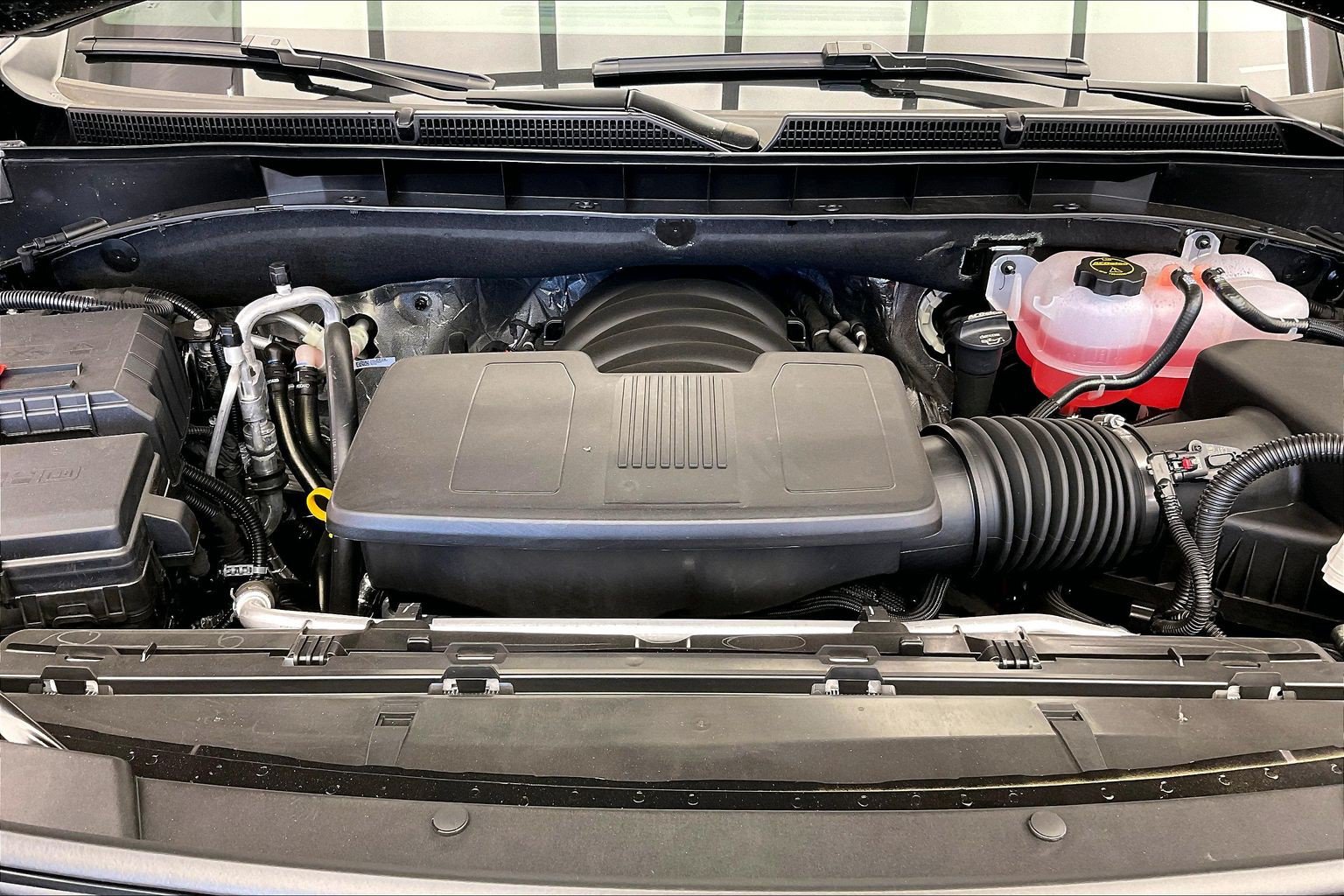 New 2026 GMC Yukon XL Elevation AWD/4WD image 18