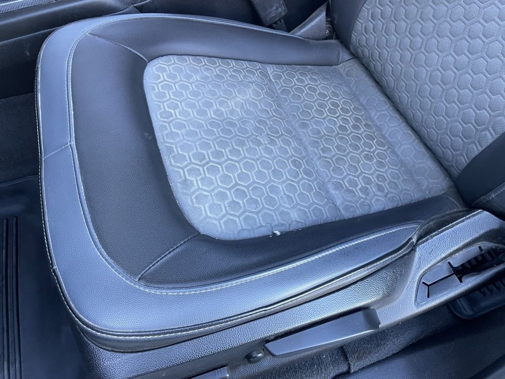 Used 2021 Chevrolet Colorado Z71 w/ Safety Package image 24