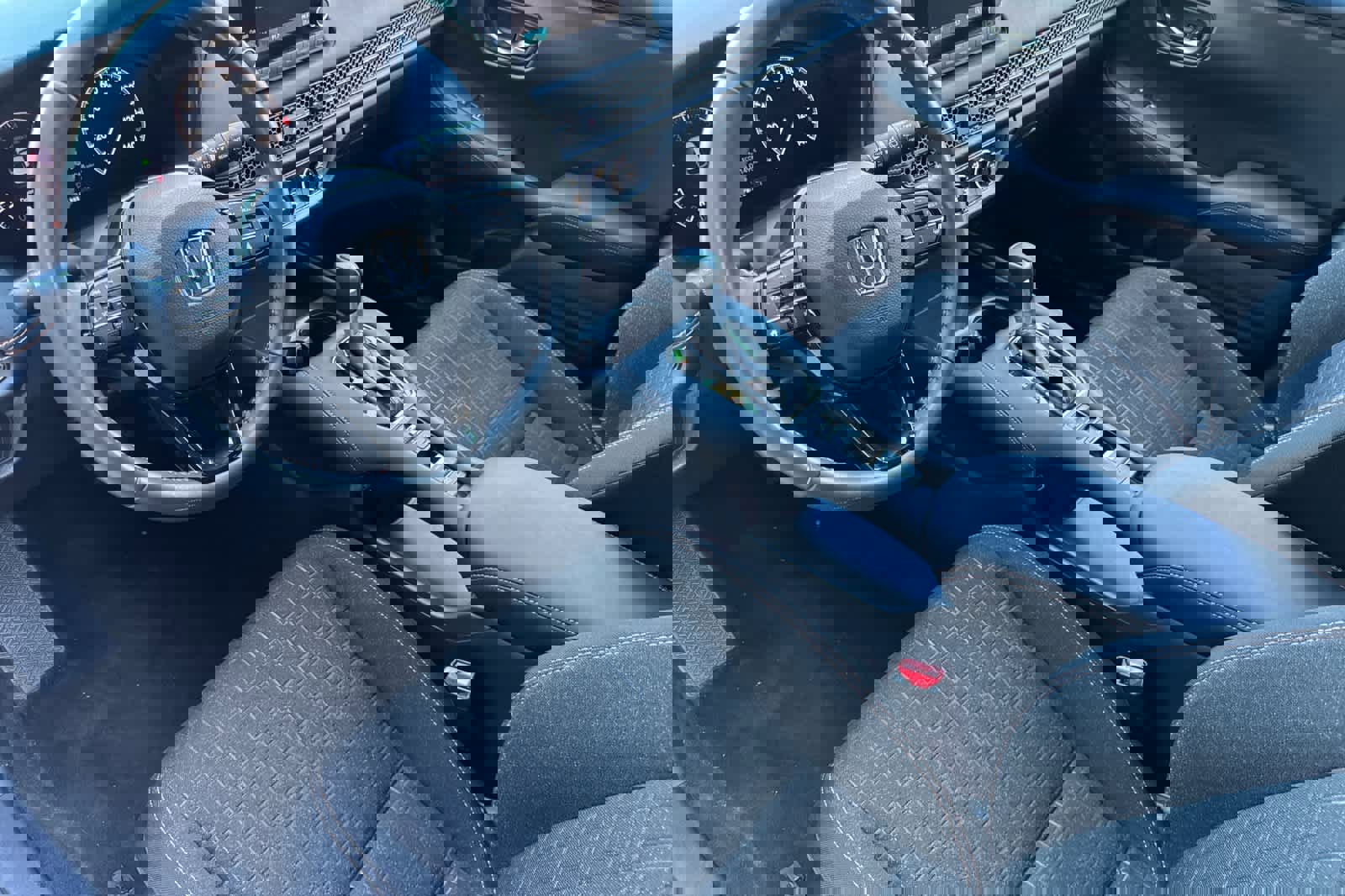 Used 2024 Honda HR-V Sport image 9