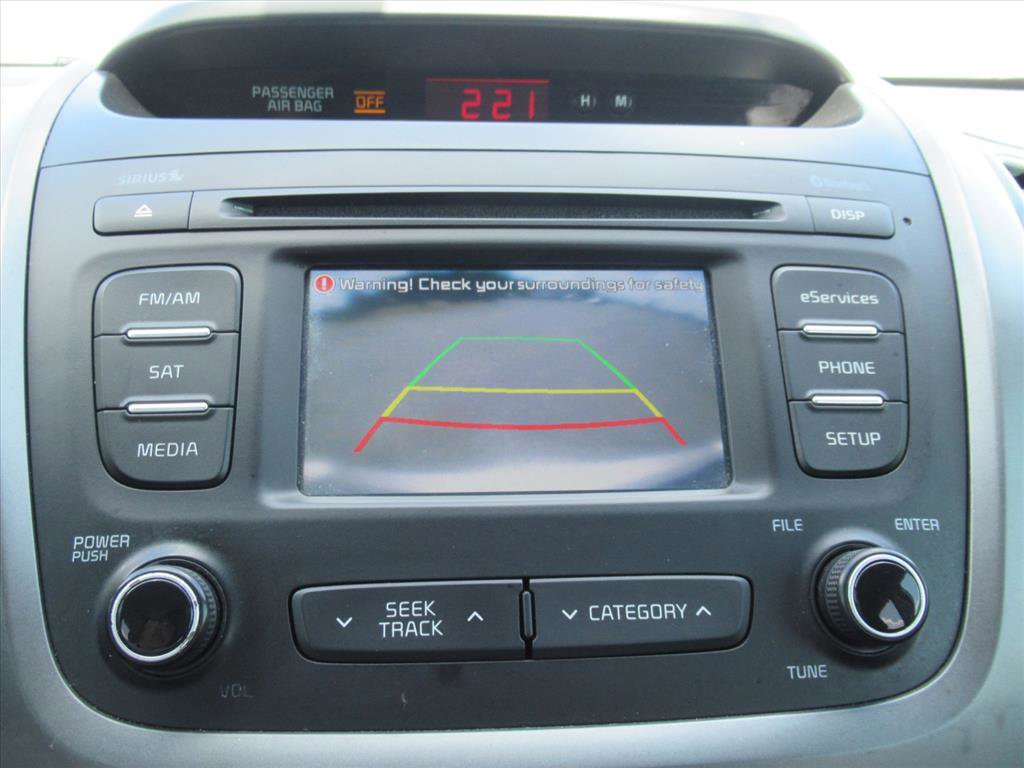 Used 2014 Kia Sorento LX image 25