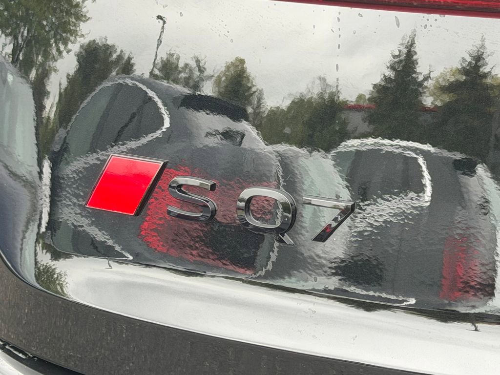 New 2026 Audi SQ7 Premium Plus AWD/4WD image 25