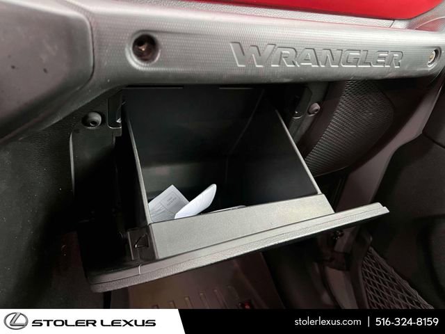 Used 2021 Jeep Wrangler Unlimited Rubicon image 40