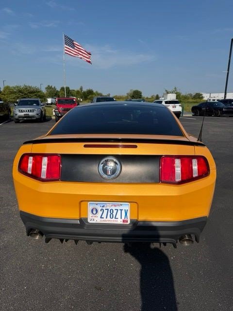 Used 2012 Ford Mustang Boss 302 w/ Boss 302 Accessory Pkg RWD image 10