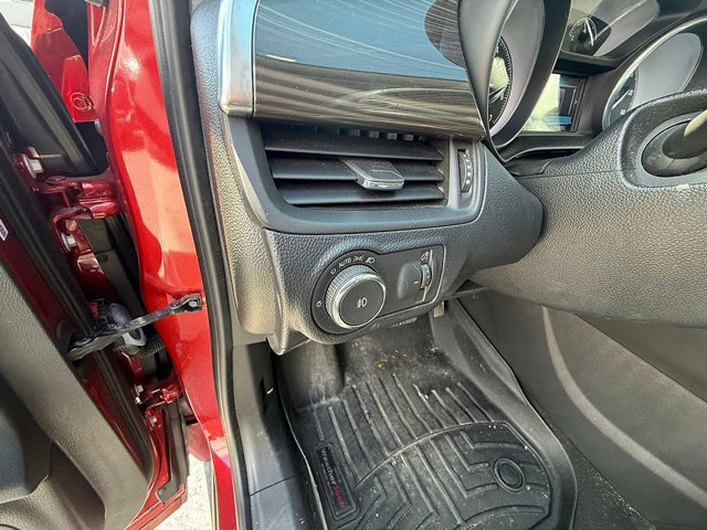 Used 2019 Buick Envision Essence AWD/4WD image 23