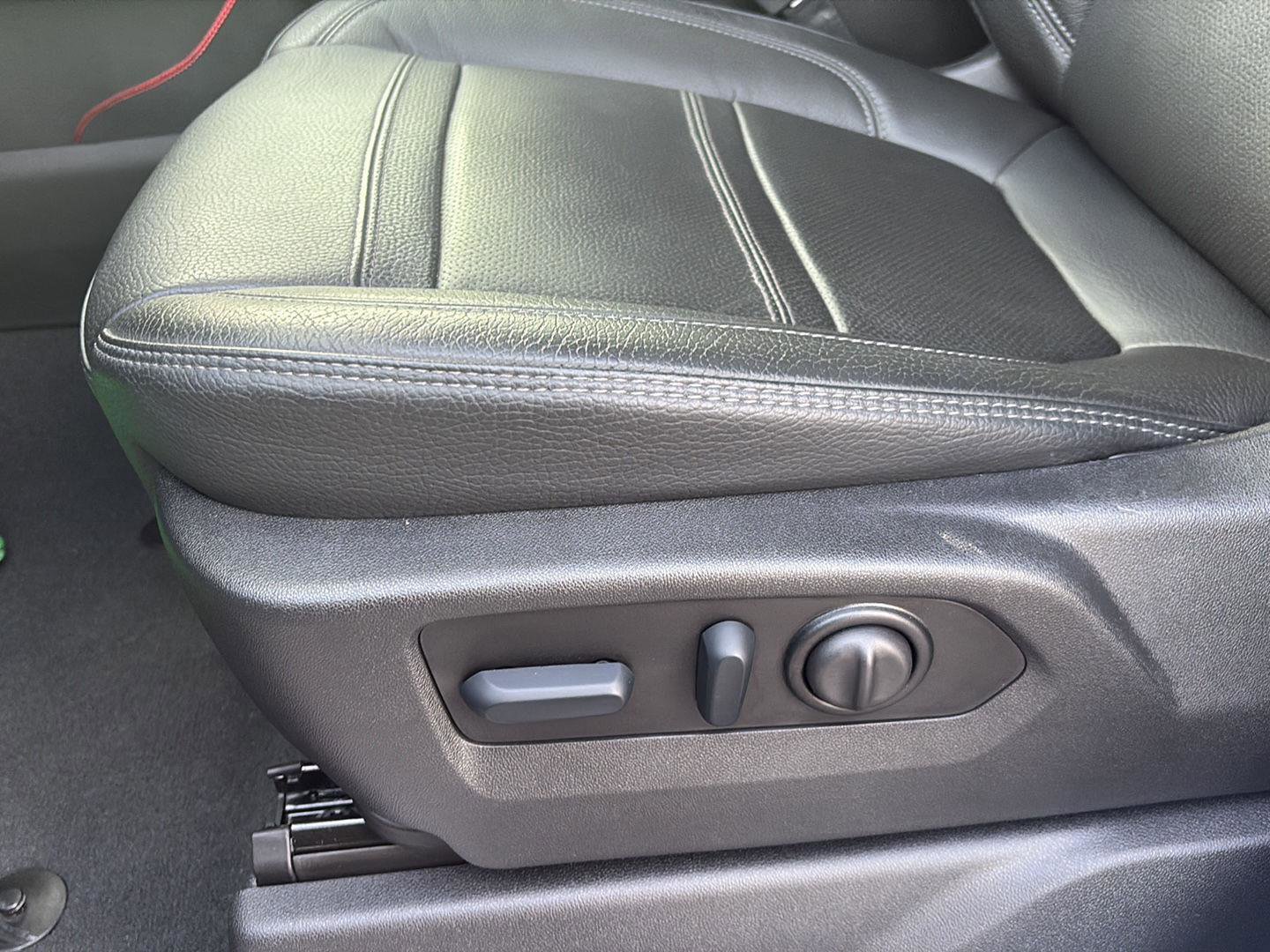 Used 2023 GMC Sierra 2500 Denali image 14