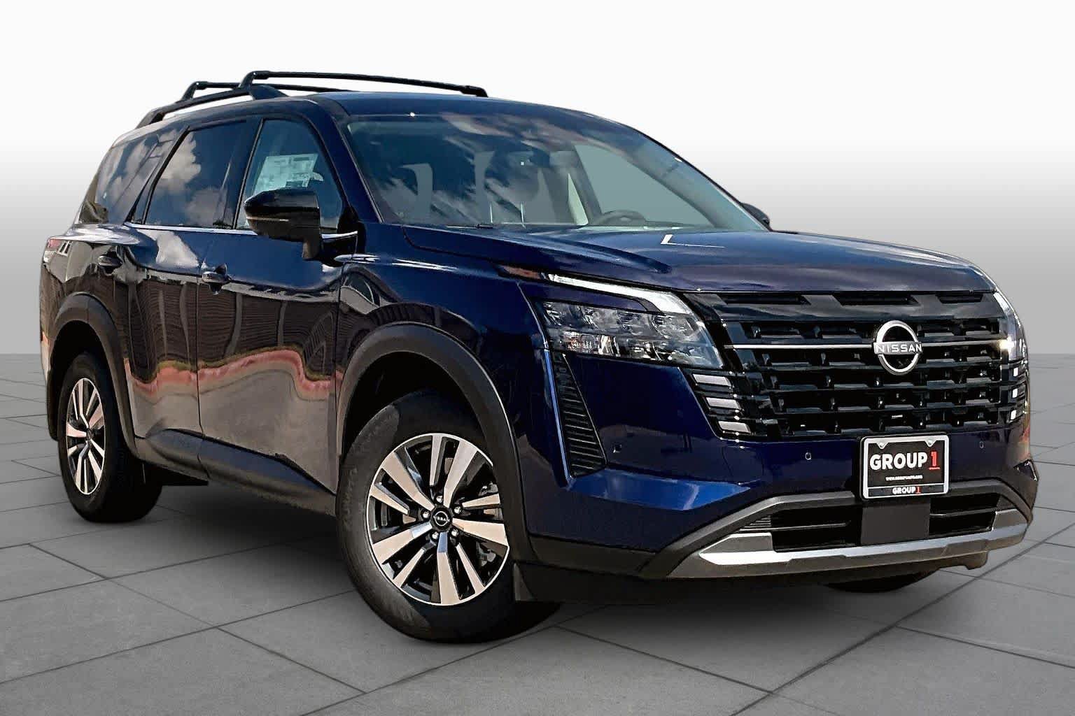 New 2026 Nissan Pathfinder SL FWD image 2