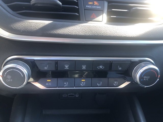 Used 2022 Nissan Altima 2.5 SR w/ Midnight Edition Package image 11