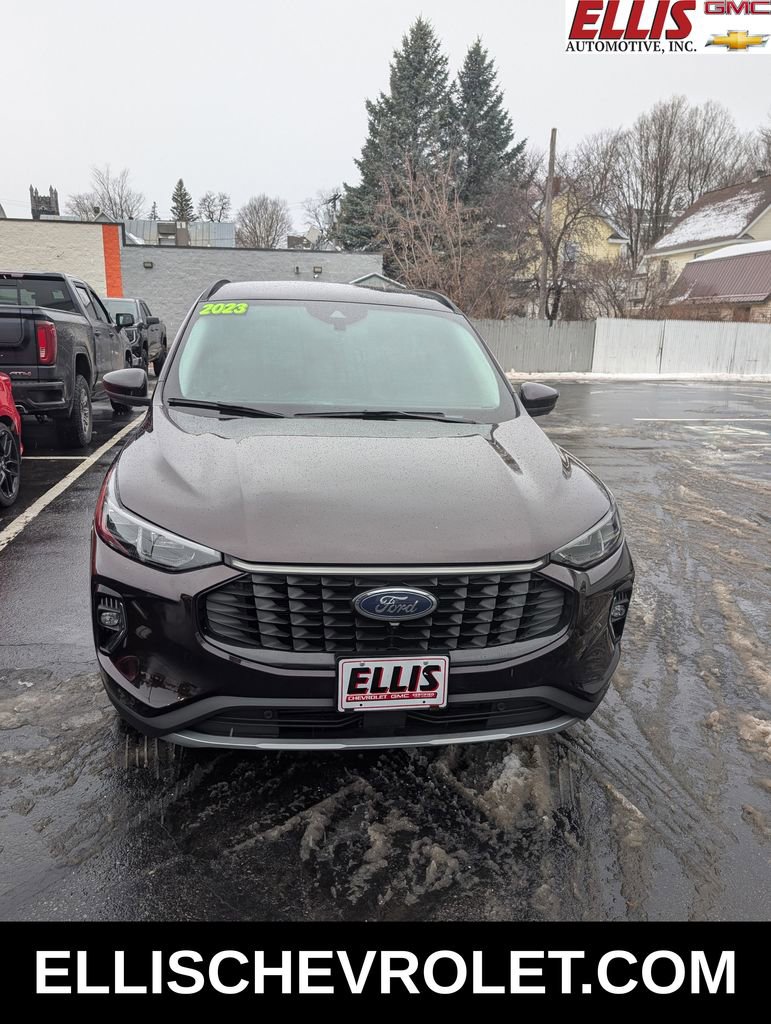 Used 2023 Ford Escape Platinum w/ Premium Technology Package