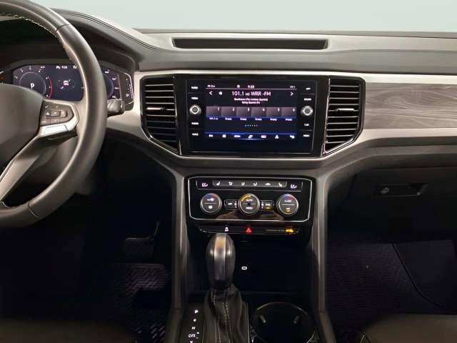 Used 2023 Volkswagen Atlas Cross Sport SE AWD/4WD image 17