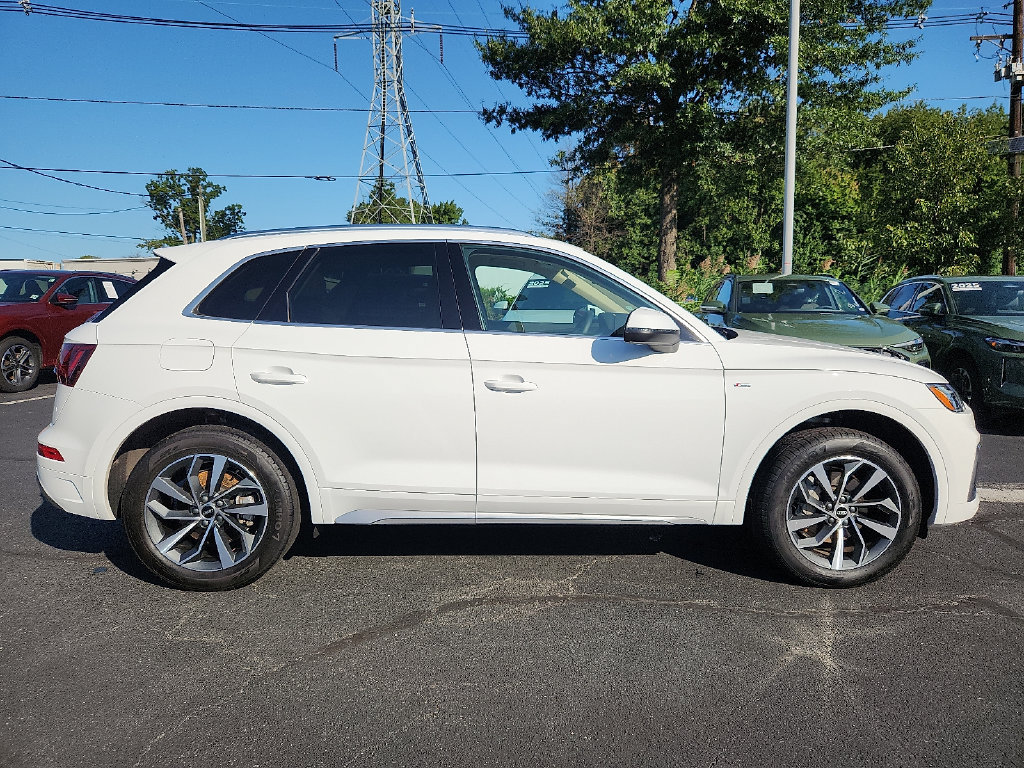 Certified 2023 Audi Q5 2.0T Premium Plus w/ Premium Plus Package AWD/4WD image 13