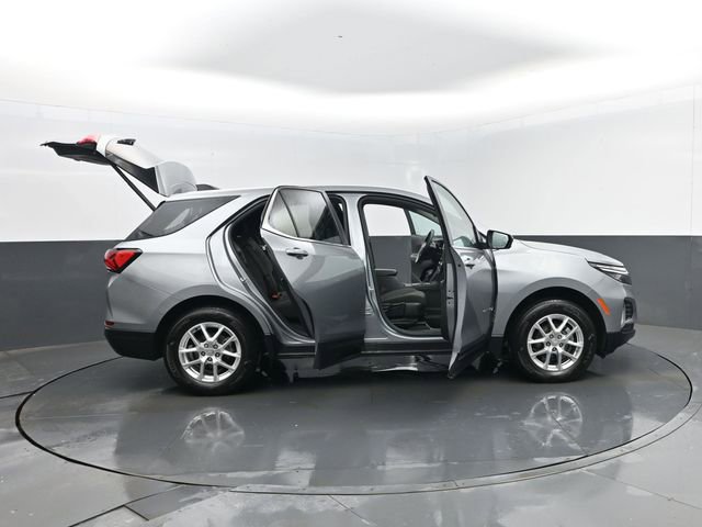 Used 2024 Chevrolet Equinox LT image 30