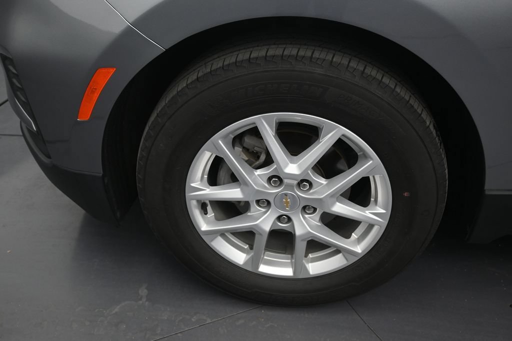 Used 2024 Chevrolet Equinox LS FWD image 9