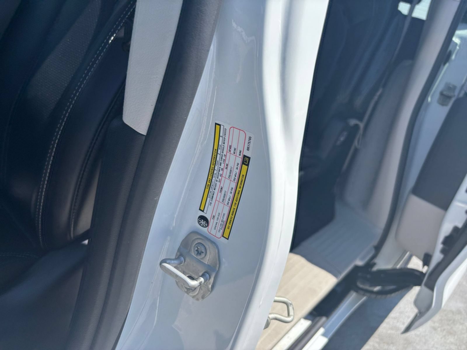 Used 2024 Chrysler Pacifica Touring-L FWD image 30