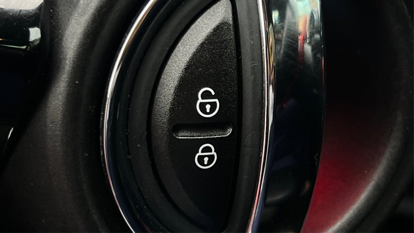 Used 2019 MINI Cooper S FWD image 37