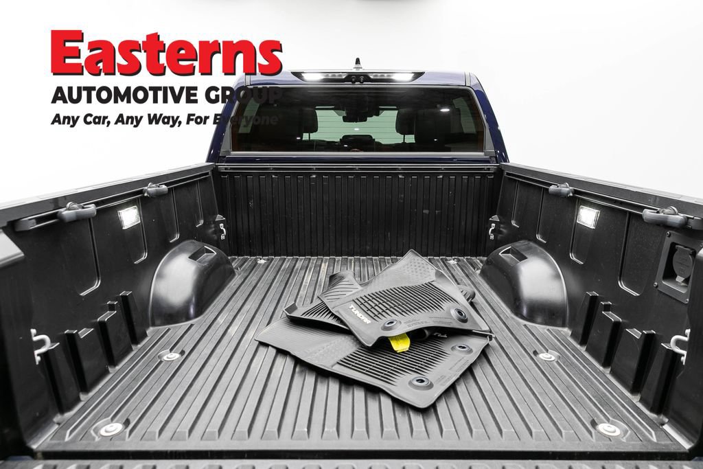 Used 2023 Toyota Tundra Platinum AWD/4WD image 9