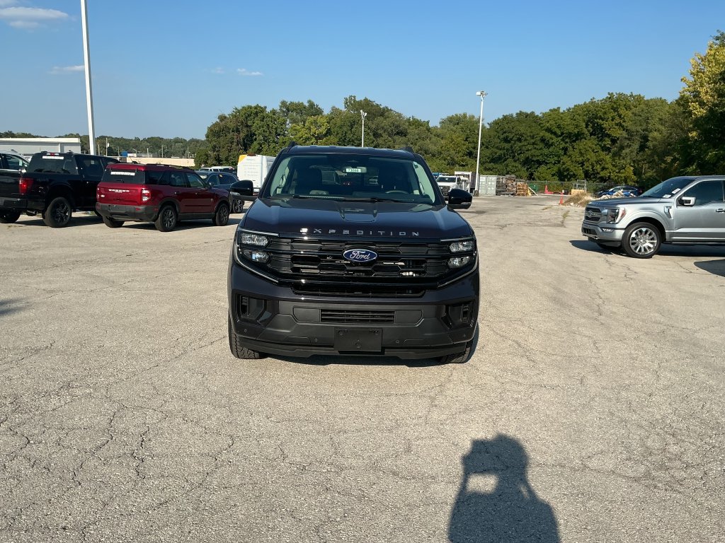 New 2026 Ford Expedition Active AWD/4WD image 8