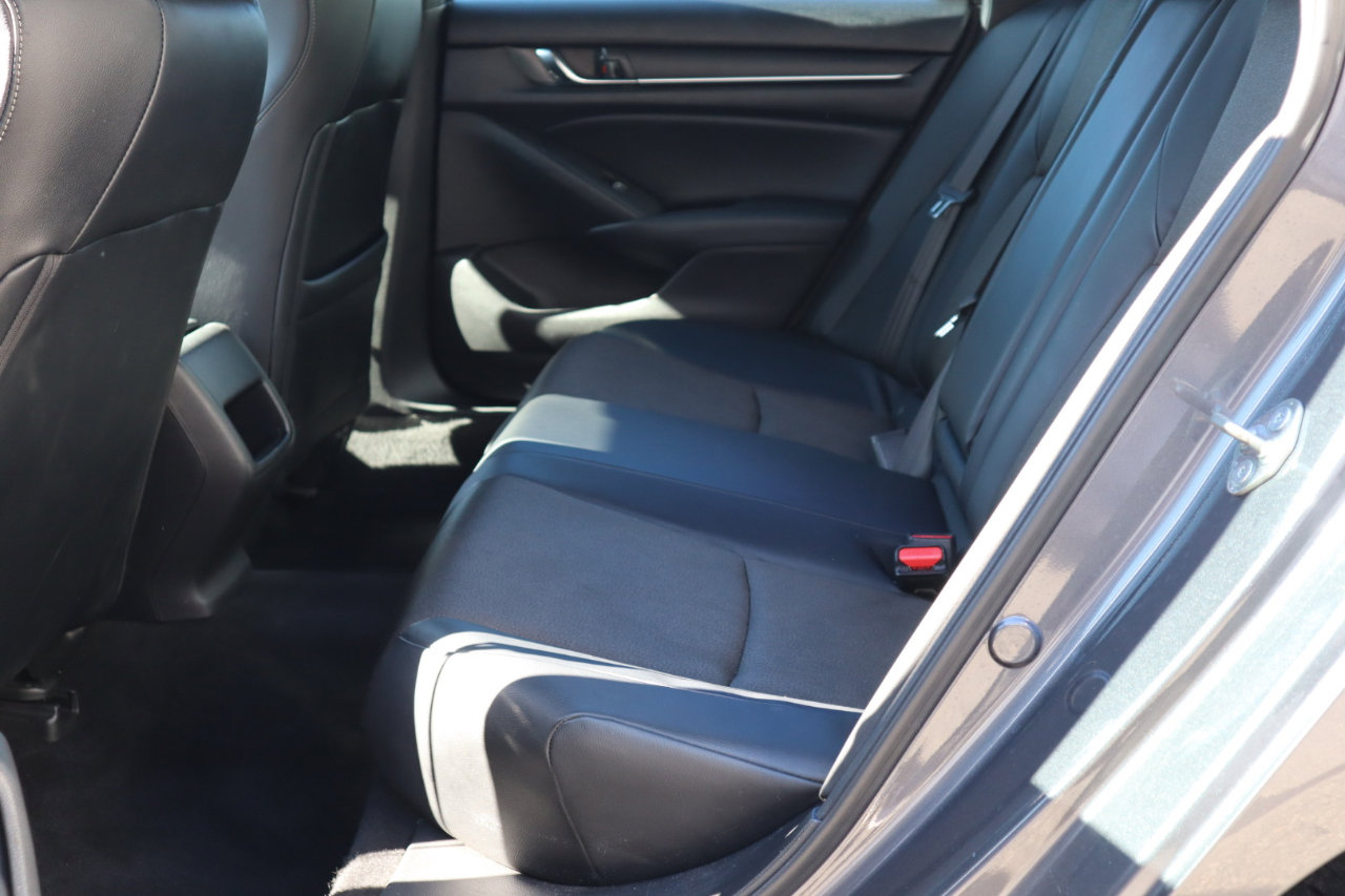 Used 2018 Honda Accord Sport image 20