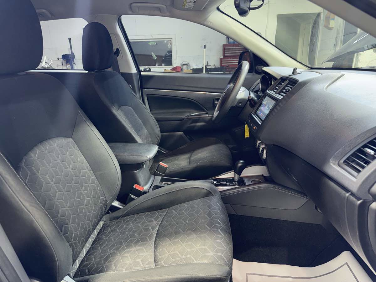Used 2022 Mitsubishi Outlander Sport ES FWD image 26