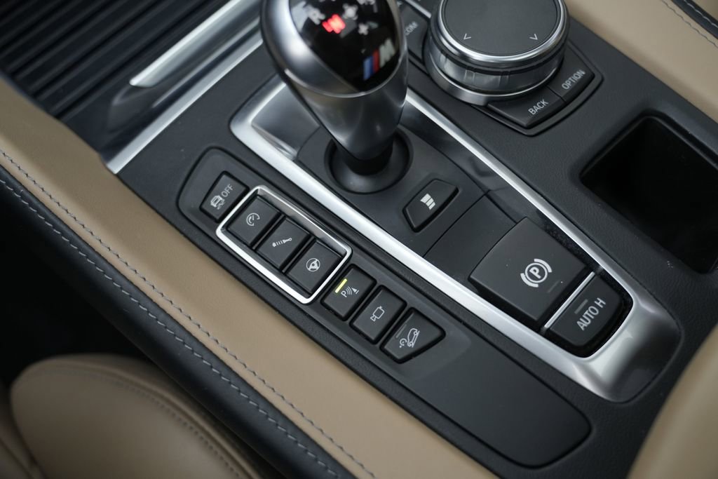 Used 2019 BMW X6 M image 65
