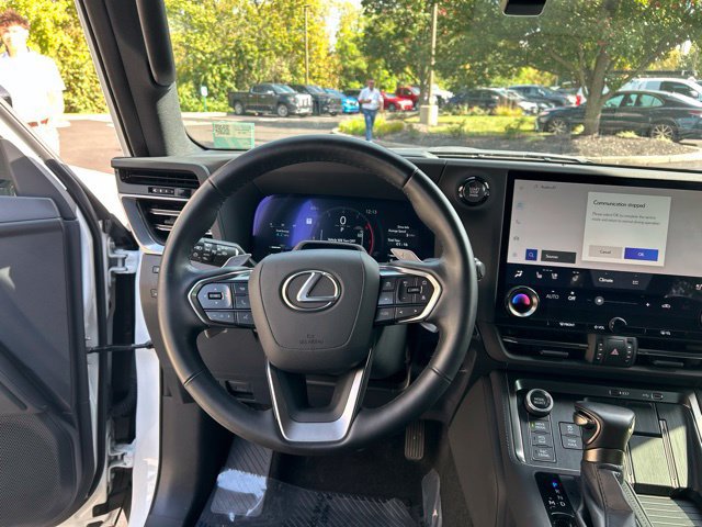Used 2024 Lexus GX 550 AWD/4WD image 17