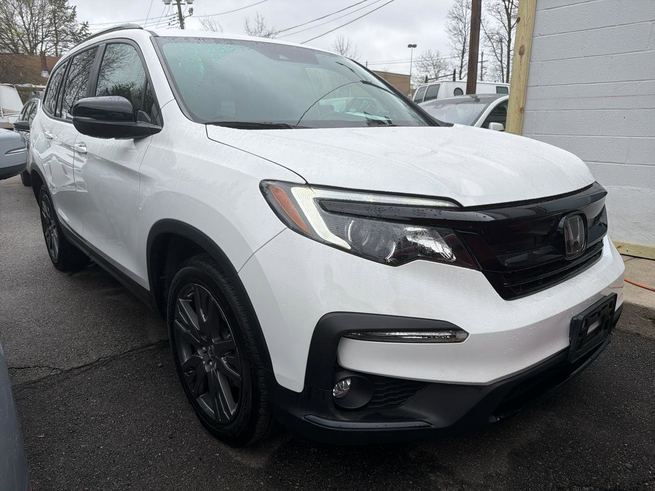 Used 2022 Honda Pilot Sport image 3