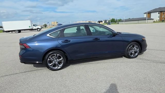 Used 2023 Honda Accord EX-L image 8