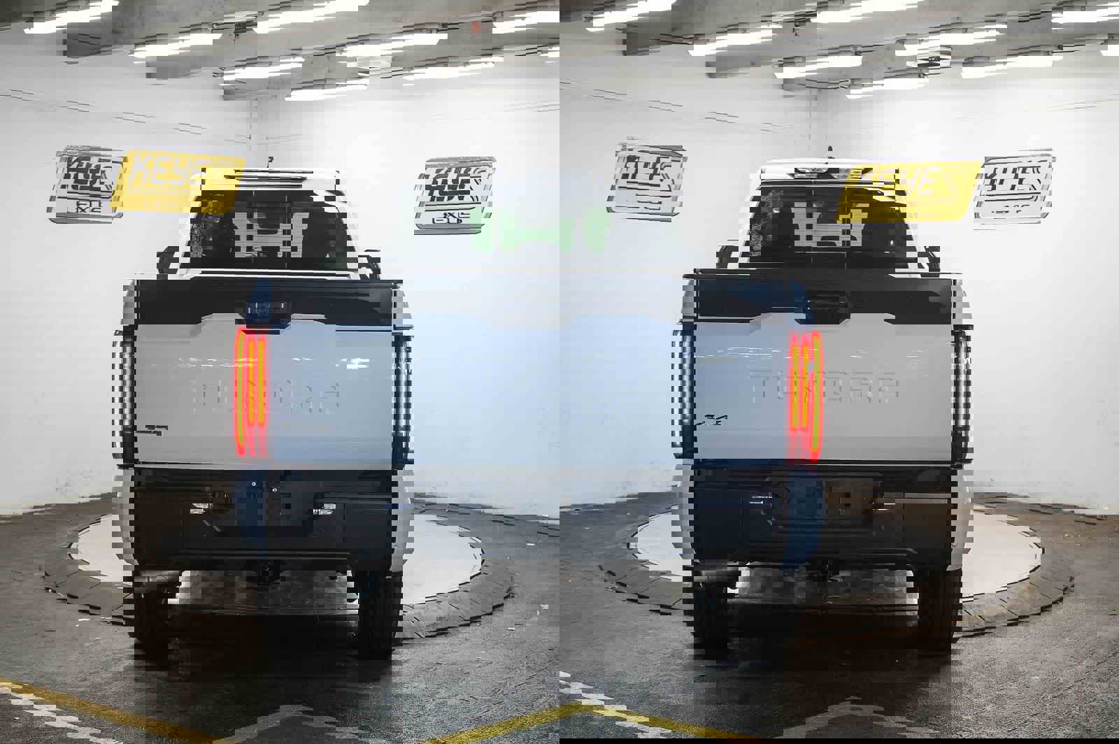 Used 2024 Toyota Tundra SR5 w/ SR5 Convenience Package image 24