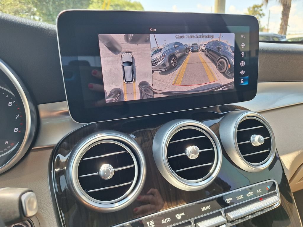 Used 2021 Mercedes-Benz GLC 300 image 19