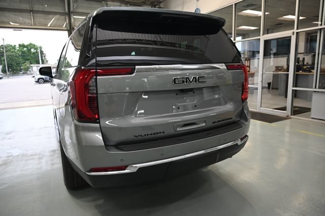 New 2026 GMC Yukon XL Elevation w/ Elevation Premium Package AWD/4WD image 6
