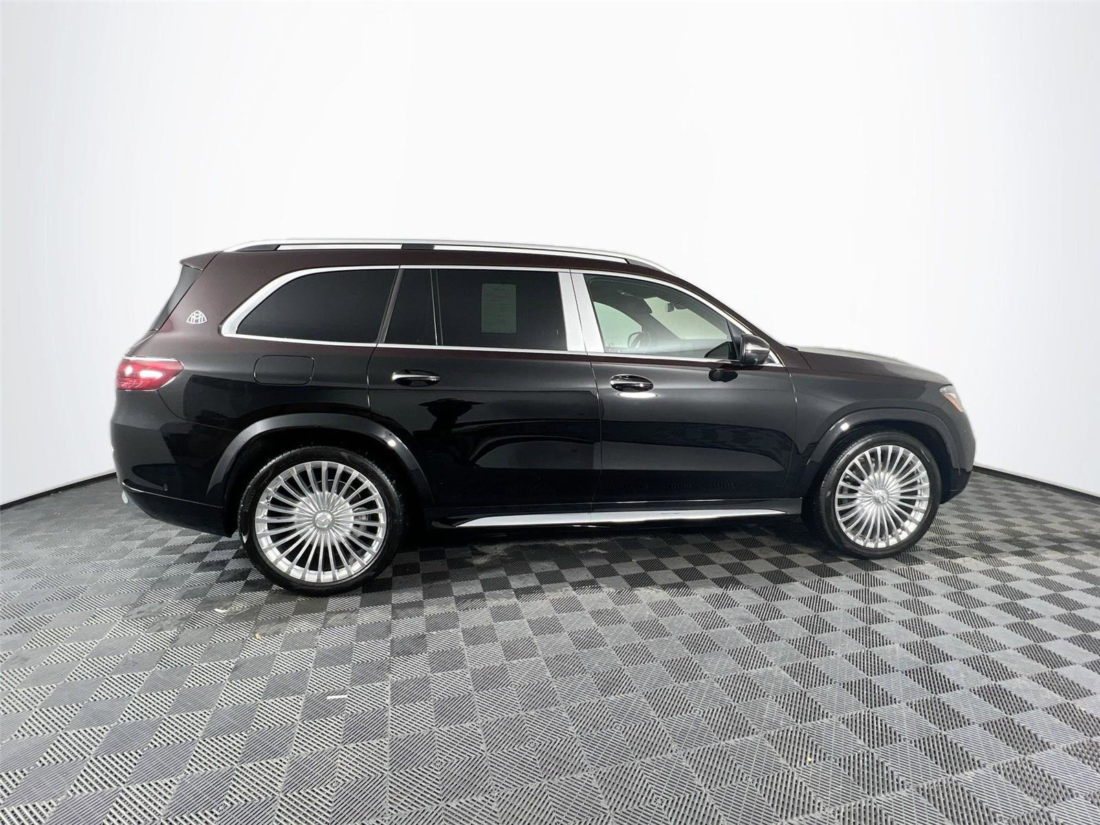 Certified 2024 Mercedes-Benz Maybach GLS 600 4MATIC image 7