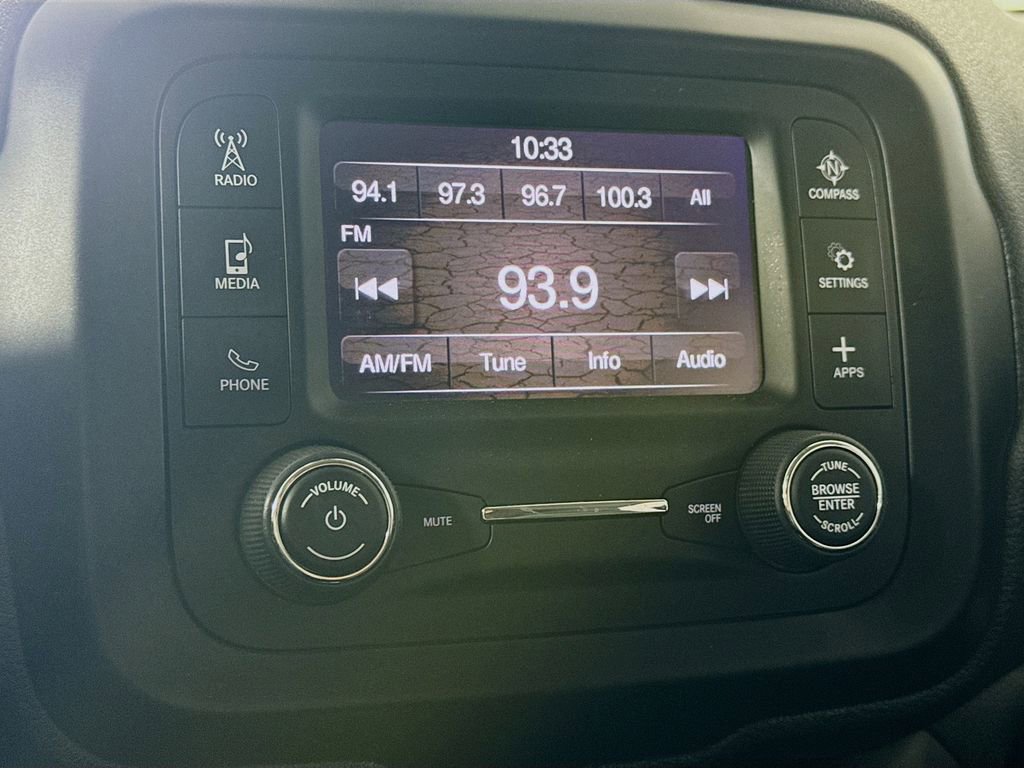 Used 2018 Jeep Renegade Sport w/ Power & Air Group image 16