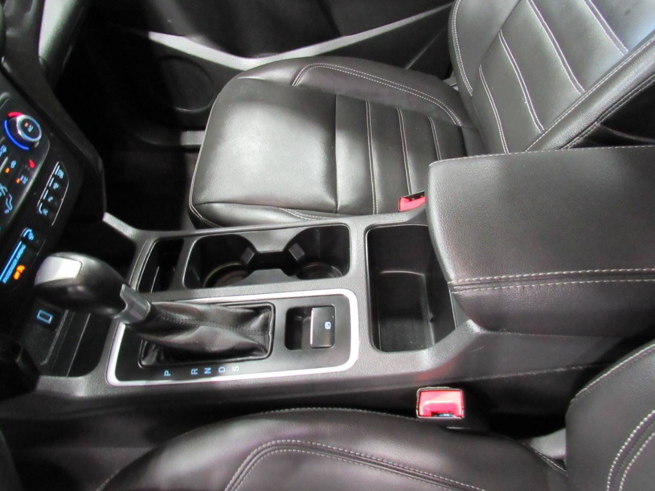 Used 2017 Ford Escape Titanium w/ Equipment Group 301A AWD/4WD image 16
