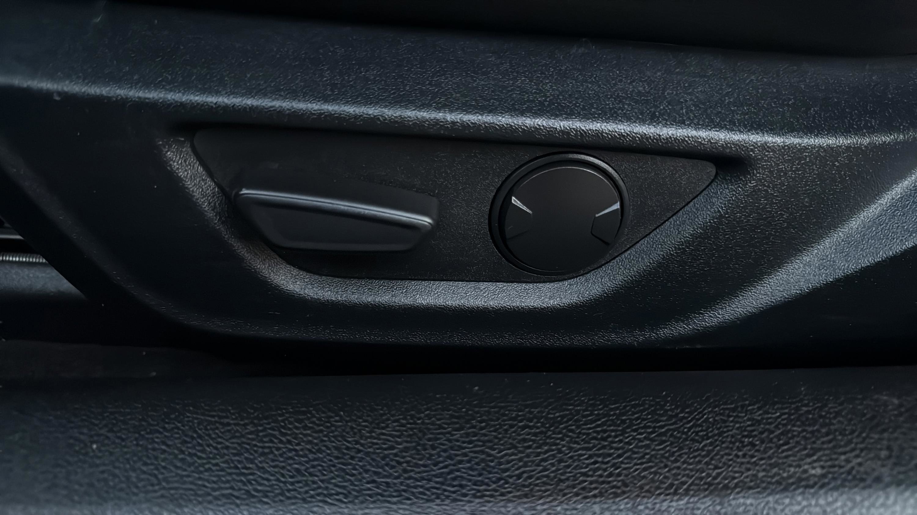 Used 2021 Ford Mustang Premium image 26