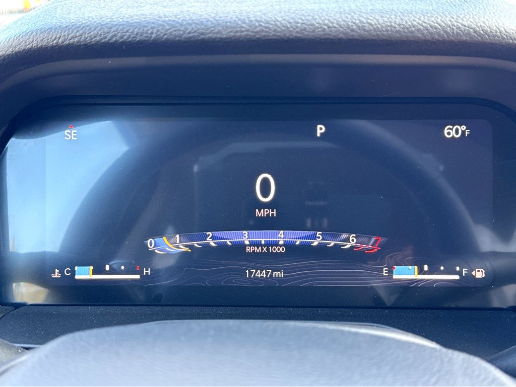 Used 2023 Jeep Grand Cherokee Laredo image 18