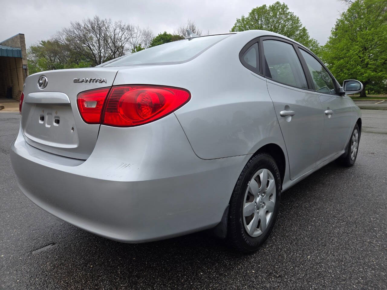 Used 2009 Hyundai Elantra GLS FWD image 10