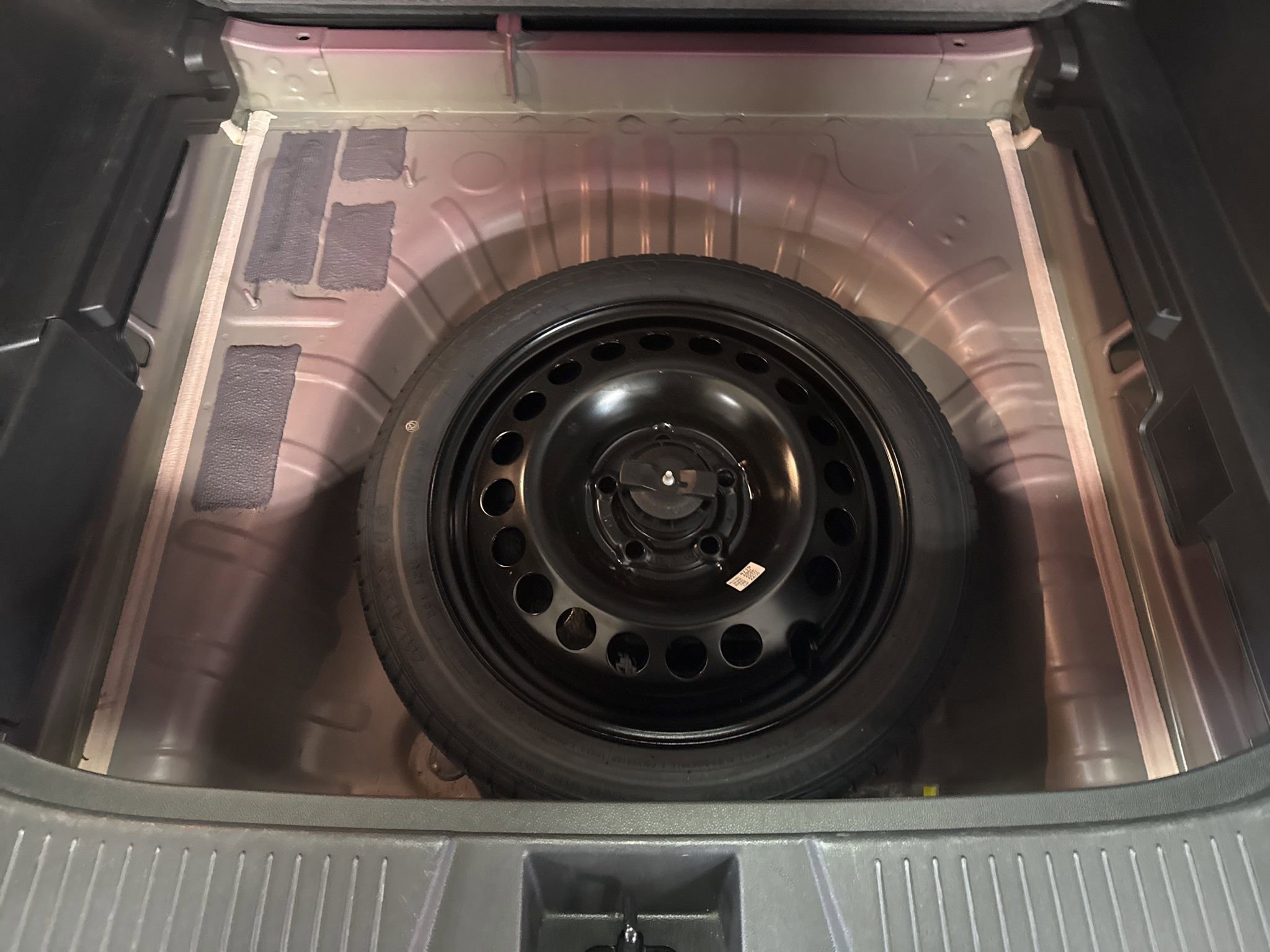 Used 2025 Chevrolet Trax LT w/ LT Convenience Package image 22