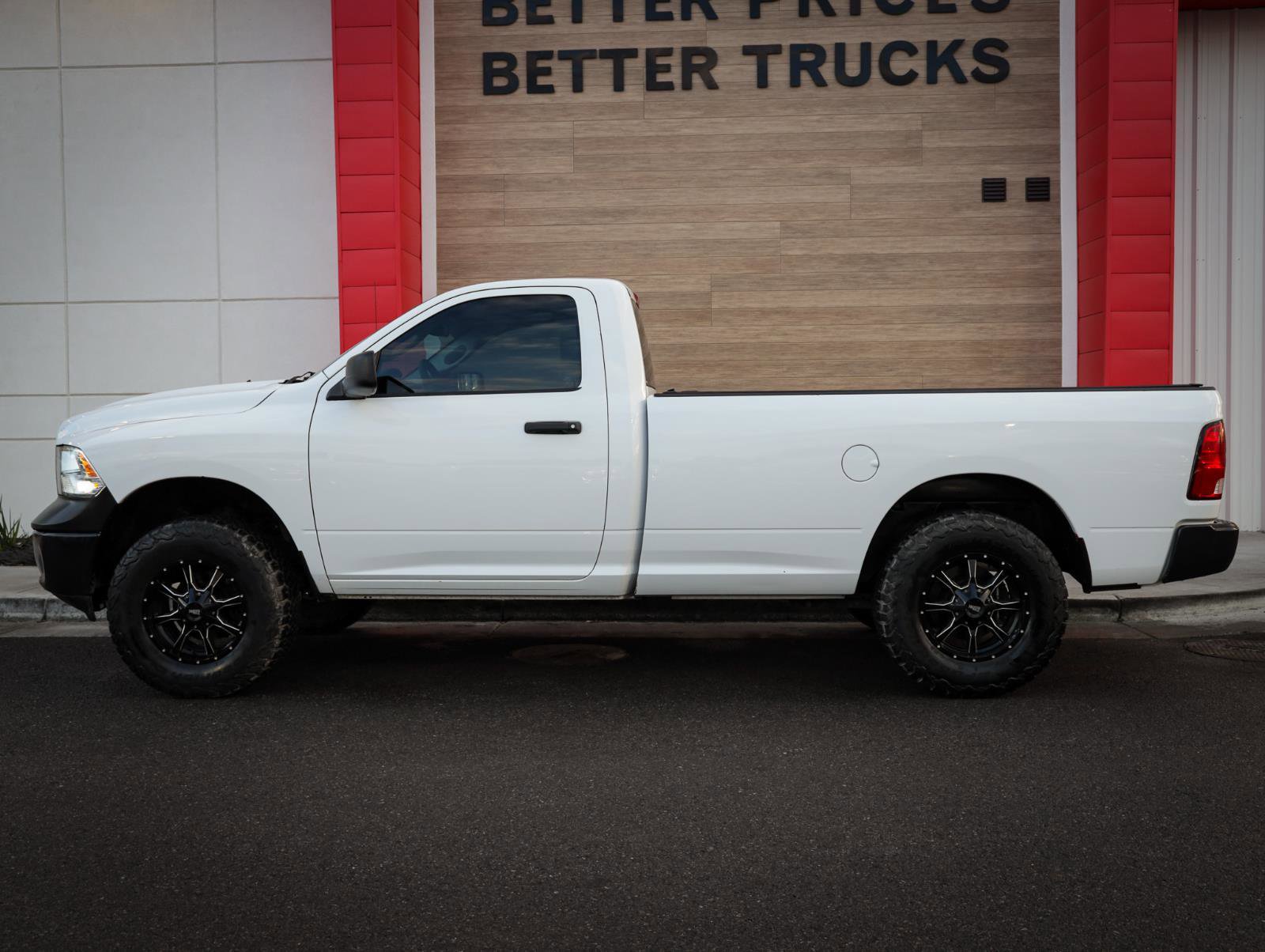 Used 2019 RAM 1500 Tradesman w/ Power & Remote Entry Group image 8