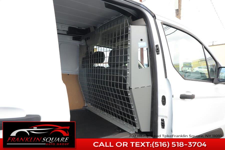 Used 2022 Ford Transit Connect XLT image 19