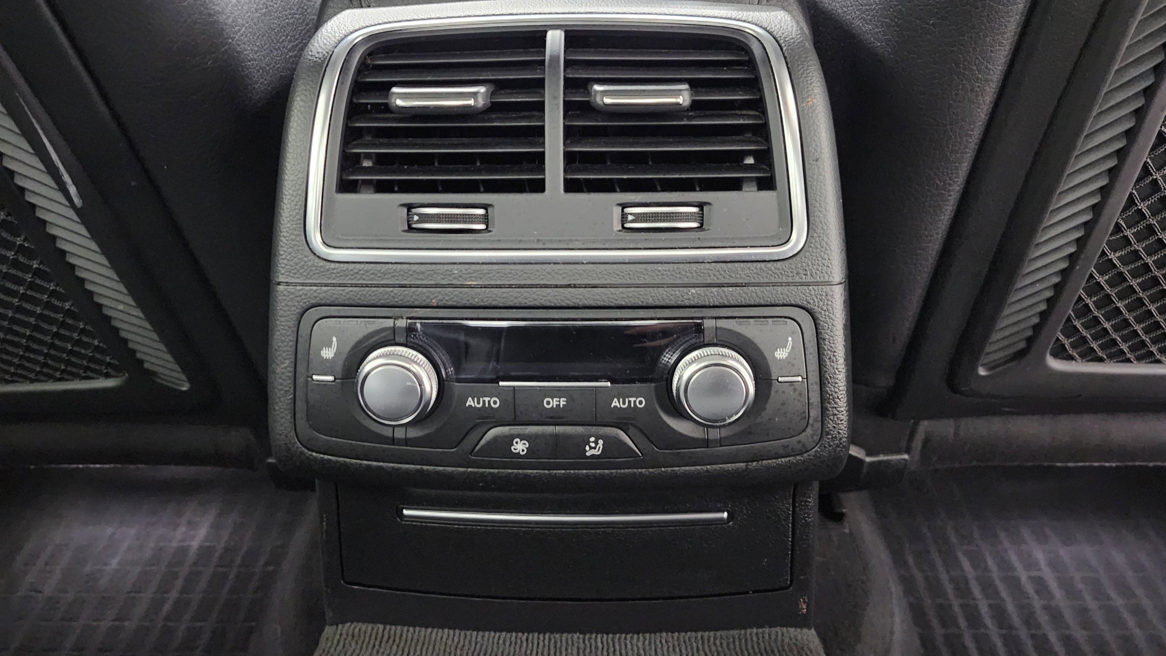 Used 2018 Audi A6 3.0T Prestige w/ Prestige Package image 24