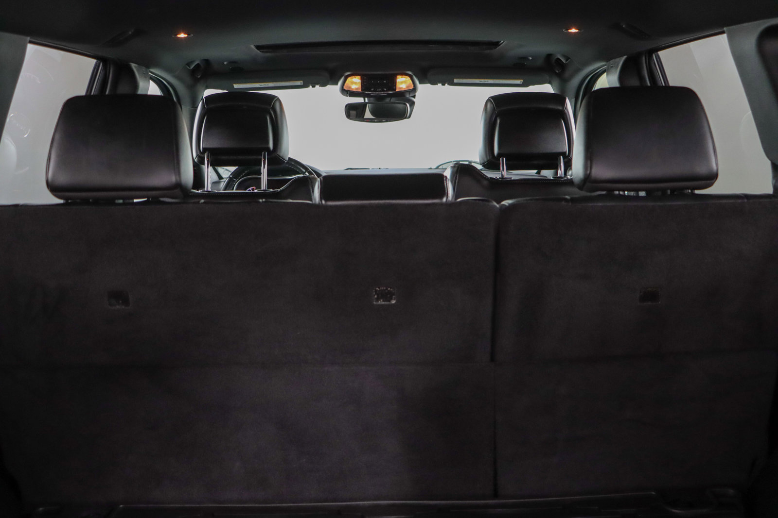 Used 2020 Jeep Grand Cherokee Altitude image 29