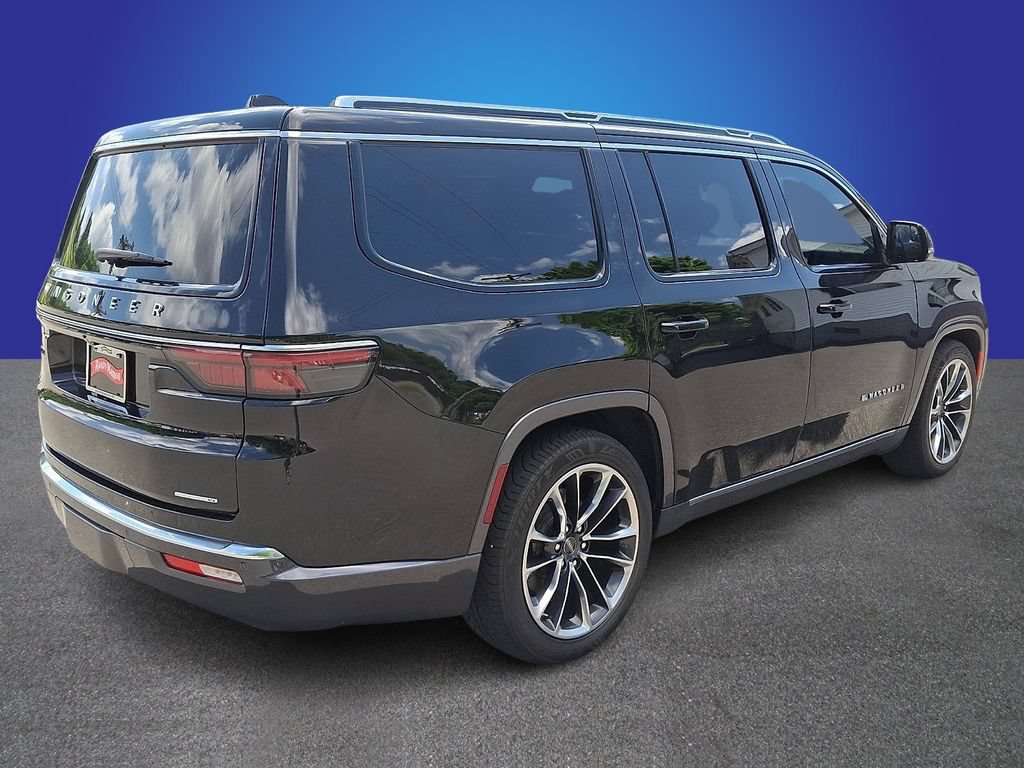 Used 2022 Jeep Wagoneer Series III w/ Premium Group I AWD/4WD image 4