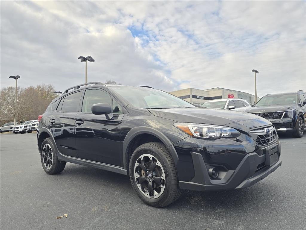 Used 2023 Subaru Crosstrek 2.0i image 1